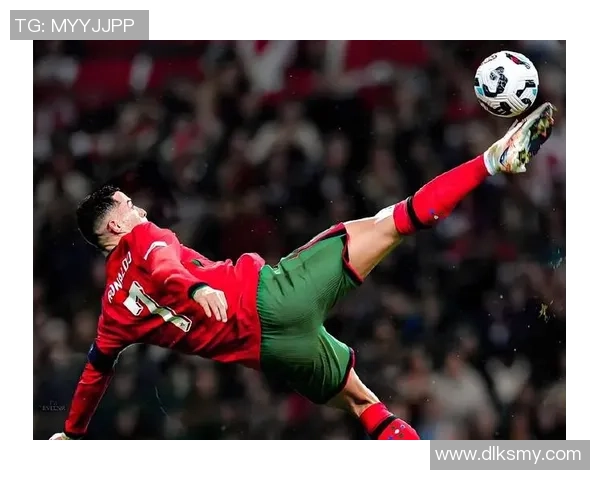 捷克足球传奇明星的辉煌历程与成就回顾