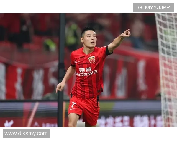 最近来中国踢球的足球明星们及其对中超联赛的影响分析